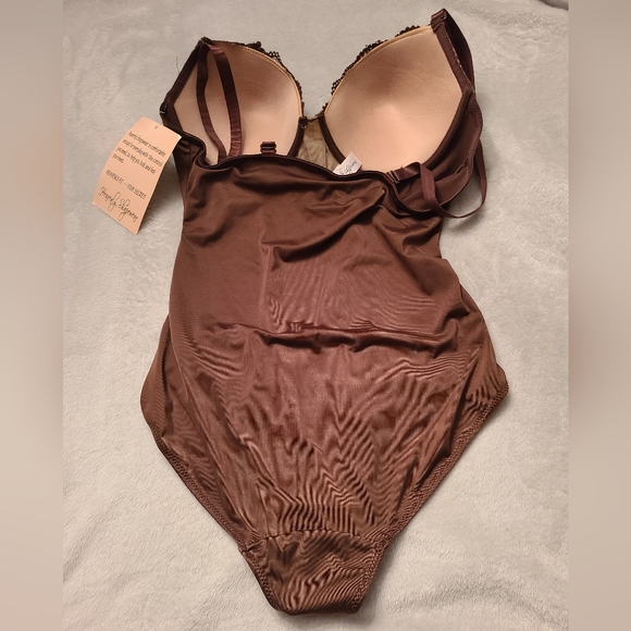 HEAVELY SHAPEWEAR convertible bodysuit. 2X - Picture 4 of 6
